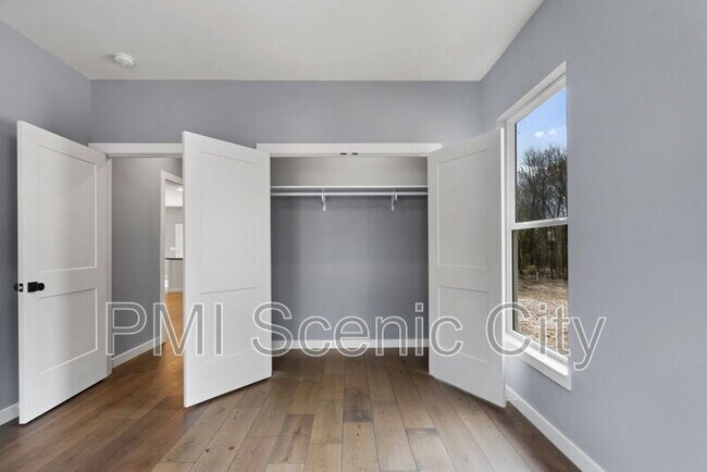 Building Photo - 1316 Gadd Rd