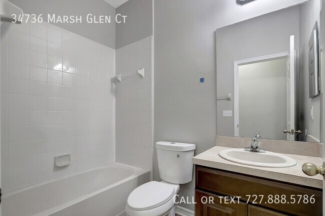 Building Photo - 34736 Marsh Glen Ct