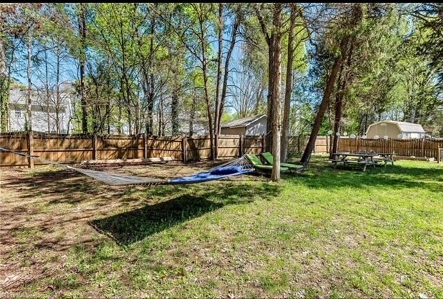 Building Photo - 1105 Scarlett Dr