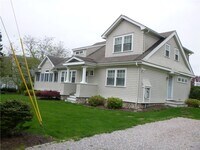 Building Photo - 209 Pond Shore Dr
