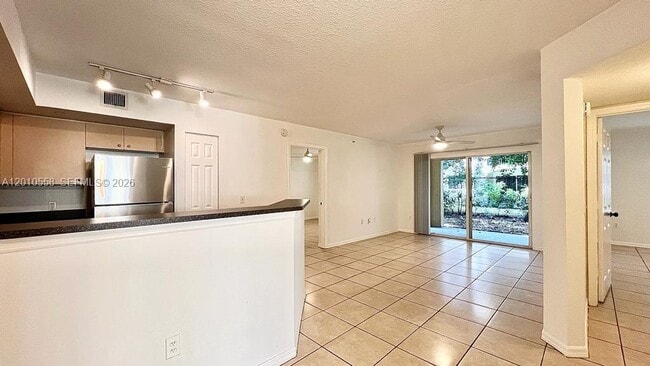 Building Photo - 4241 San Marino Blvd