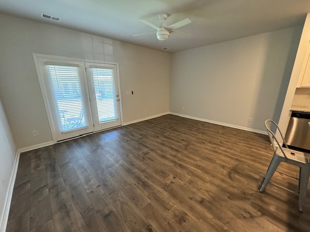 Building Photo - 802 Dallas Dr