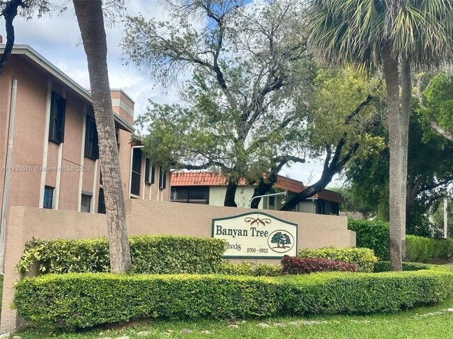 Primary Photo - 9808 Hammocks Blvd