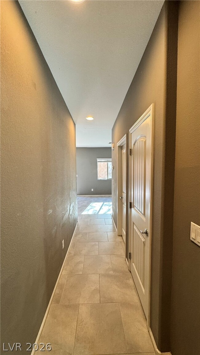 Building Photo - 8127 Winterfell Pl