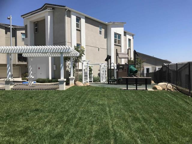 Building Photo - 365 Fitzpatrick Rd