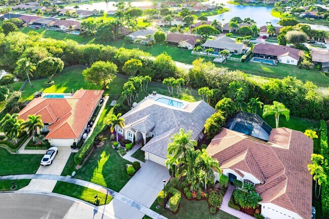 Building Photo - 20376 Hacienda Ct