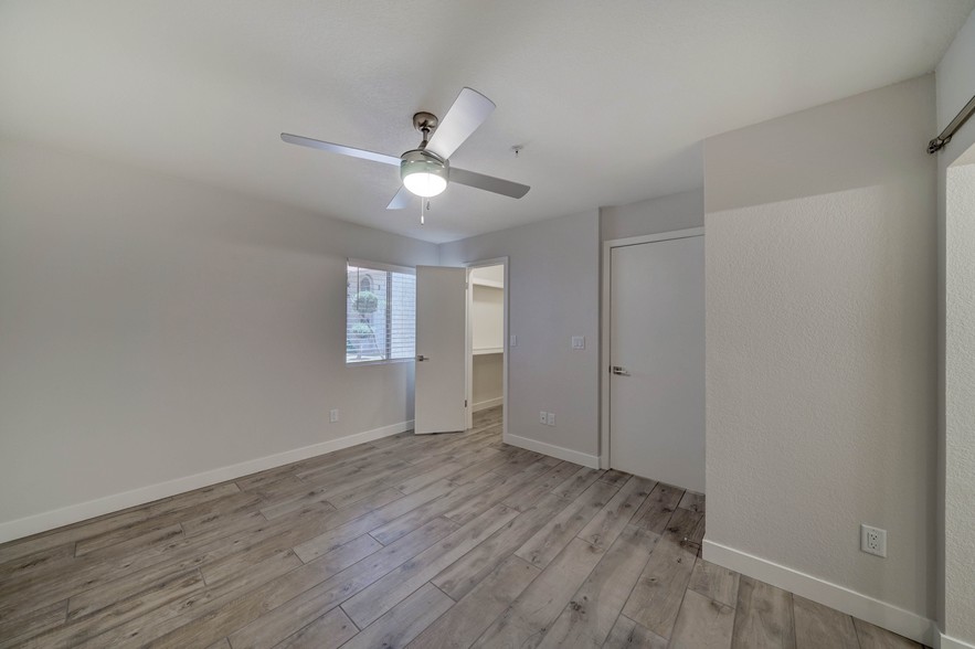 Master Bedroom - 10610 S 48th St