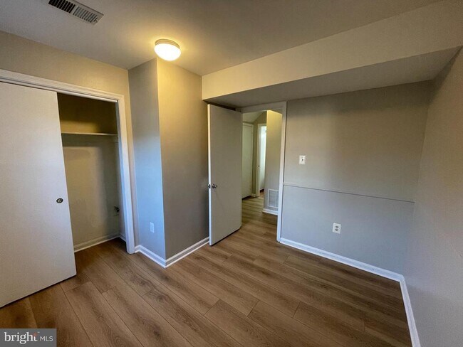 Building Photo - 7004 Wick Ln