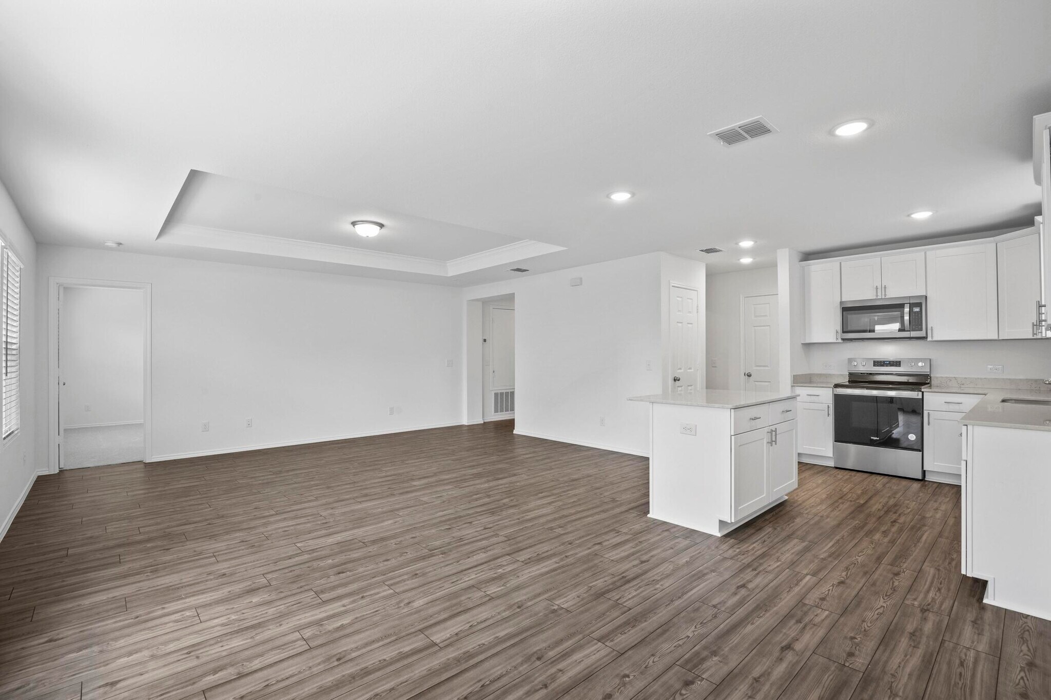 Building Photo - 4541 Benham Dr