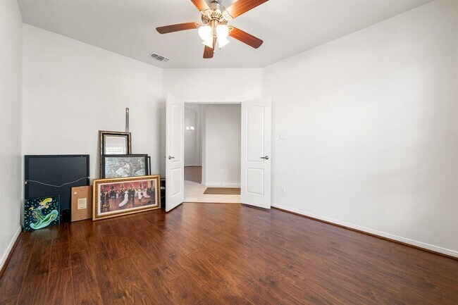 Building Photo - 2107 Pearl Bay Ct