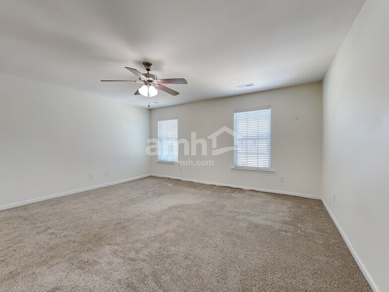 Building Photo - 5694 Misty Hill Cir
