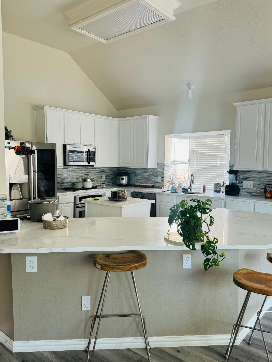 Building Photo - 4522 Oak Shores Dr