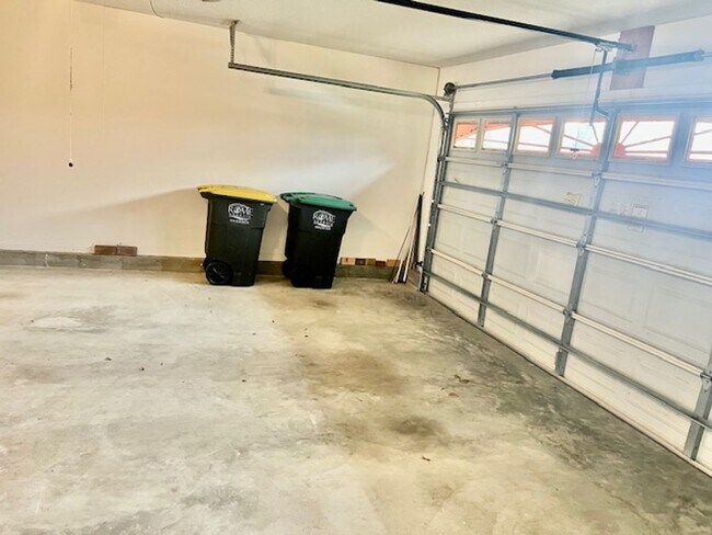 Building Photo - 7 Clarendon Pl