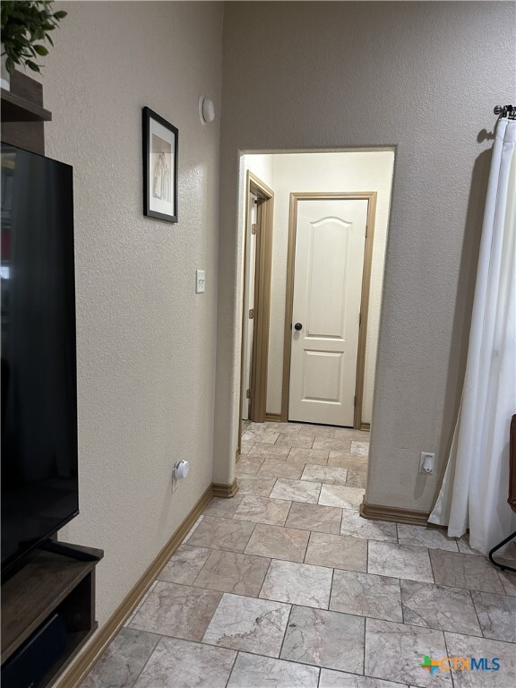 Building Photo - 2501 Joseph Dr