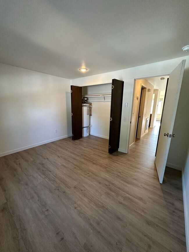 Interior Photo - Glacier Park Apartments