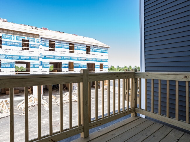 Building Photo - 2131 Sassafras Wy