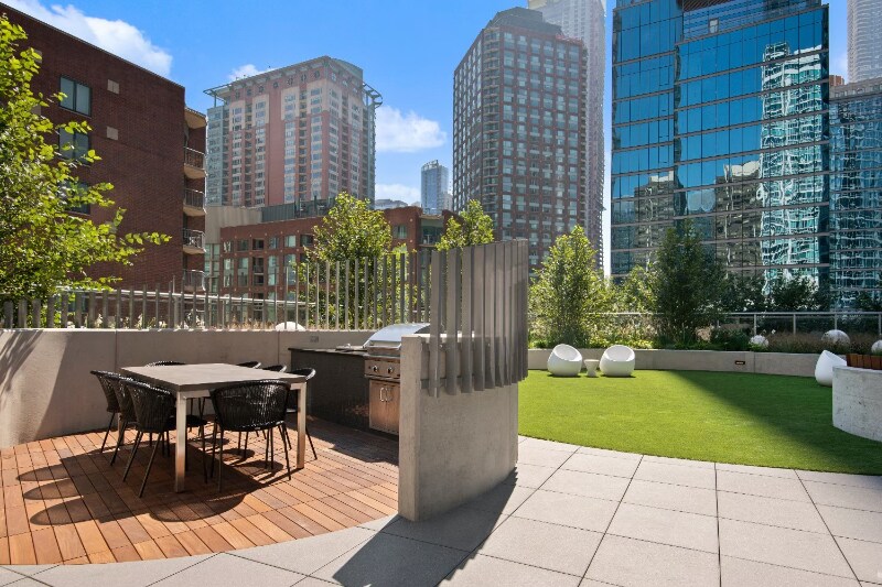 Building Photo - 455 N New St