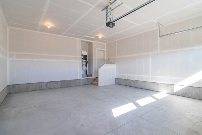 Building Photo - 3 Bed 2 Bath Home @ Pillar Rock Estates. H...