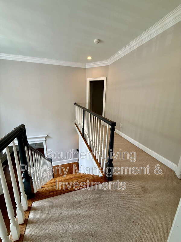 Building Photo - 1806 Asbury Hall Ct