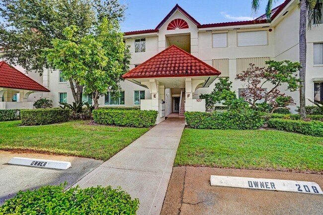 Building Photo - 107 Half Moon Cir