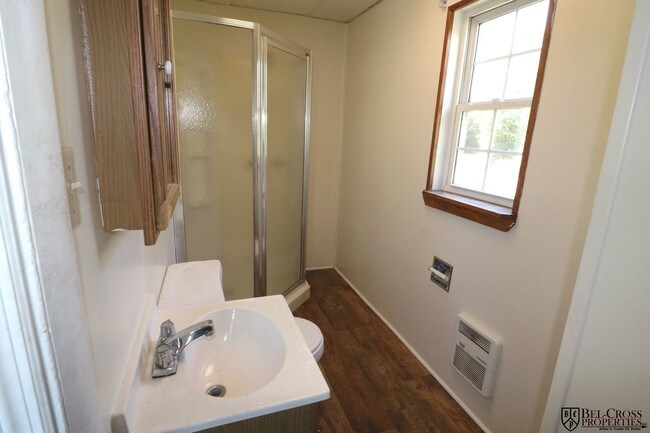 Building Photo - 2 br, 1 bath House - 15 Garrison Street