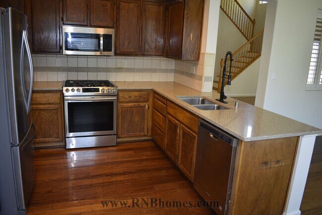 Building Photo - 5228 Del Vista Way
