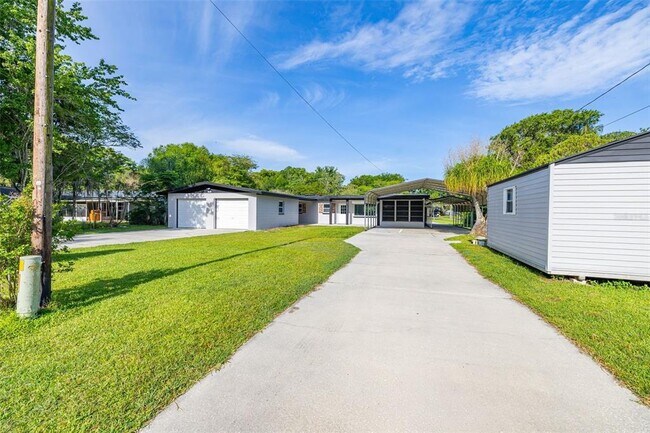 Building Photo - 930 Aultman Rd