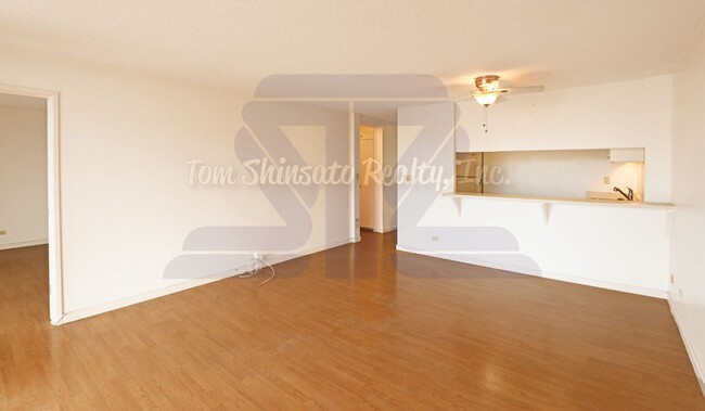 Primary Photo - 2 Bedroom, 2 Bath unit at Victoria Plaza