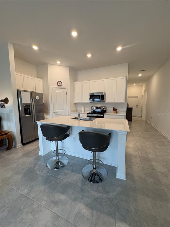 Building Photo - 748 Trotters Dr