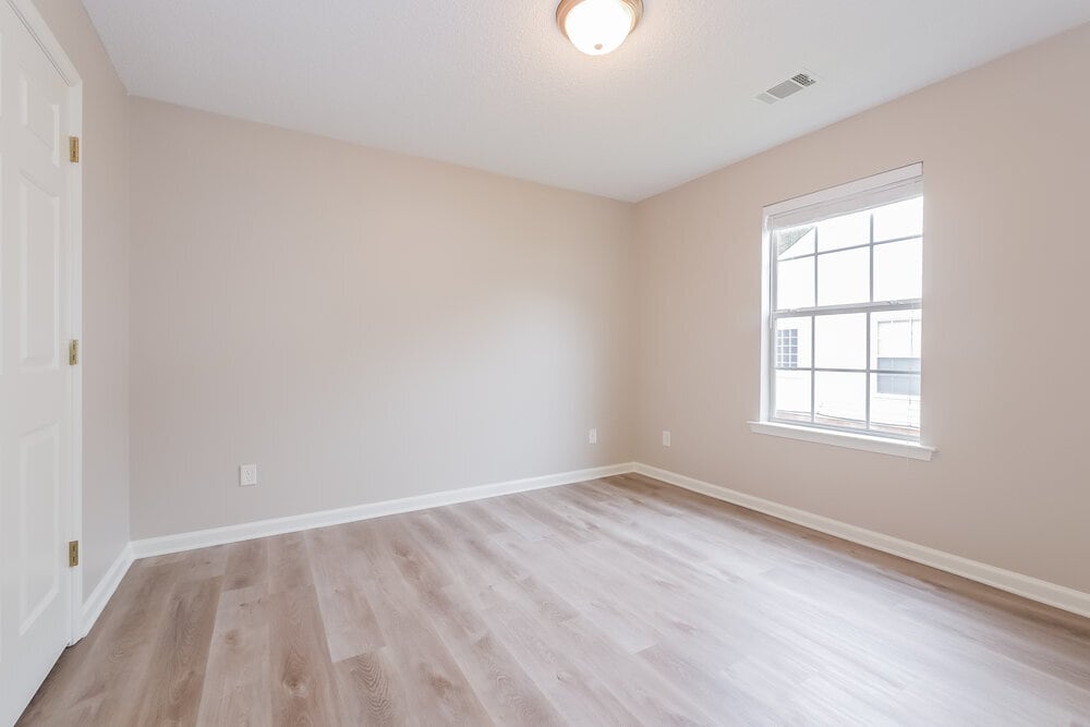 Building Photo - 314 The Gables Dr