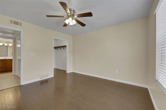 Building Photo - 555 E Silverado Ranch Blvd