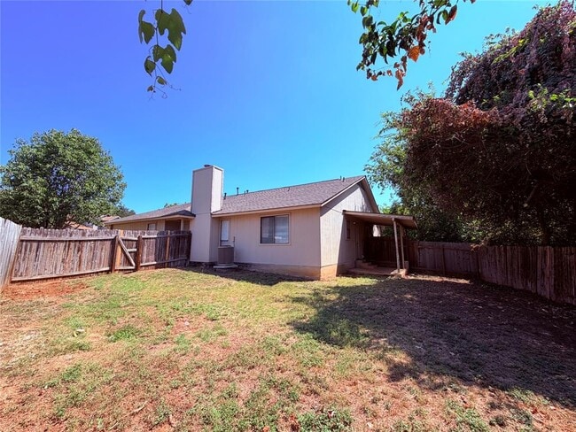 Building Photo - 2301 Whitlow Cove
