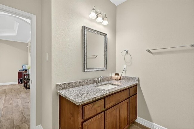 Building Photo - 2214 Cuarzo Dr