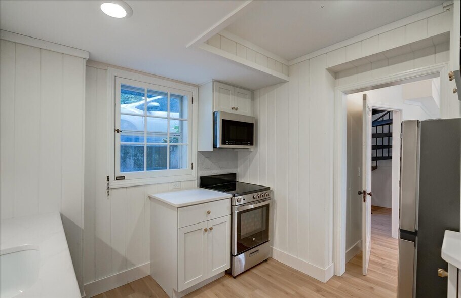 Building Photo - 2615 Stevens St