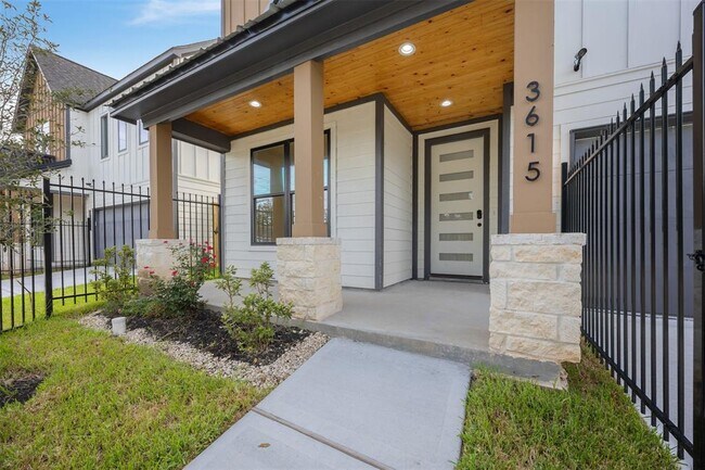 Building Photo - 3615 Gano St