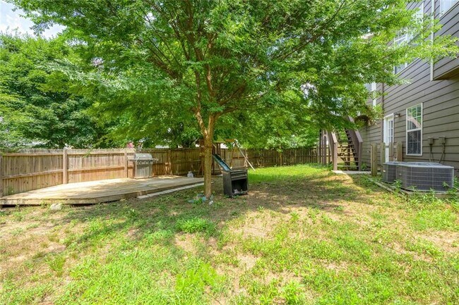 Building Photo - 3272 Peach Ct