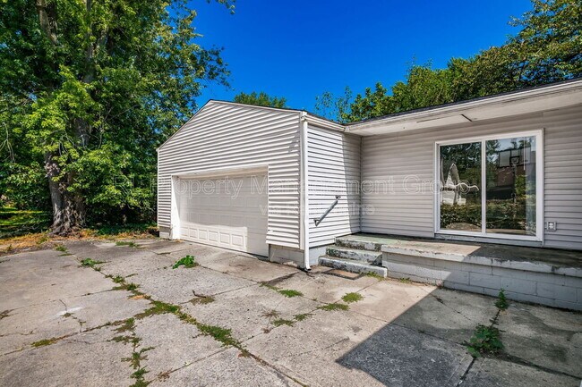 Building Photo - 1790 E Cooke Rd