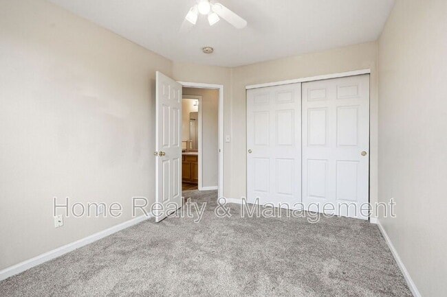 Building Photo - 5174 E 119th Way