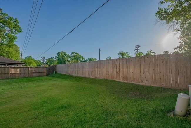 Building Photo - 30411 Arborg Dr