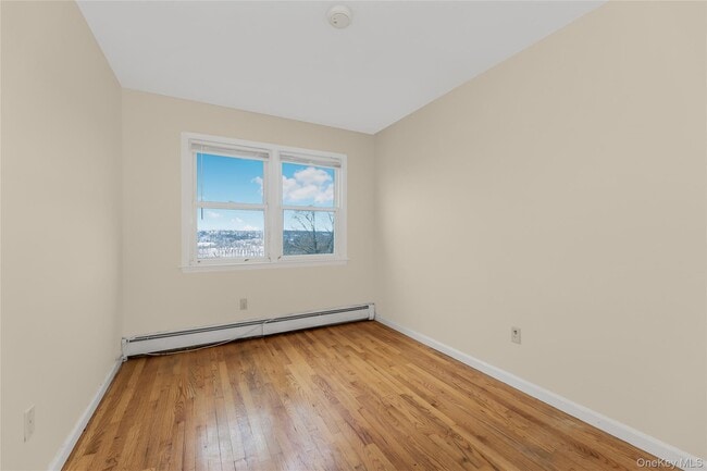 Building Photo - 26 Fairview Ave