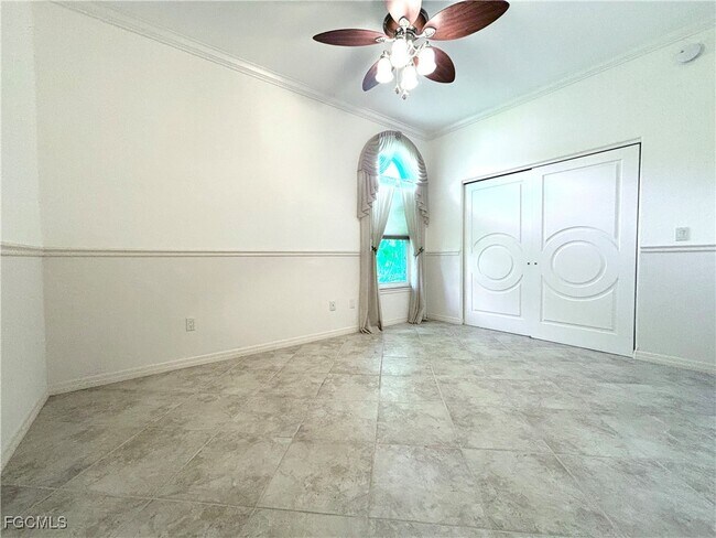 Building Photo - 14791 Royal Oak Ct