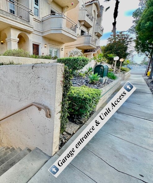 Building Photo - 919 W Lewis St