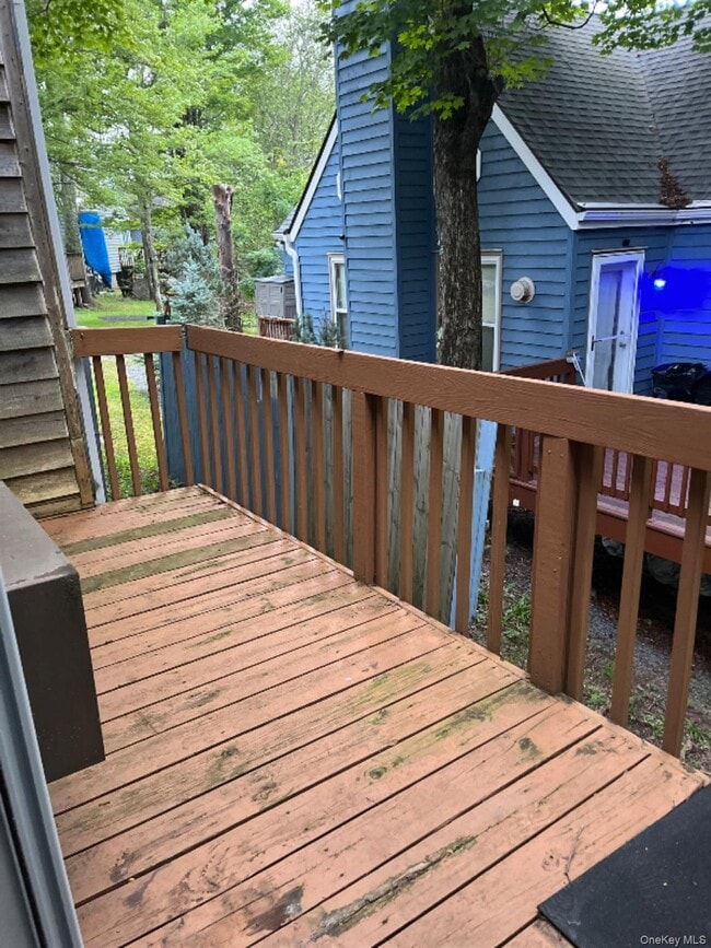 Building Photo - 20 Fox Ridge