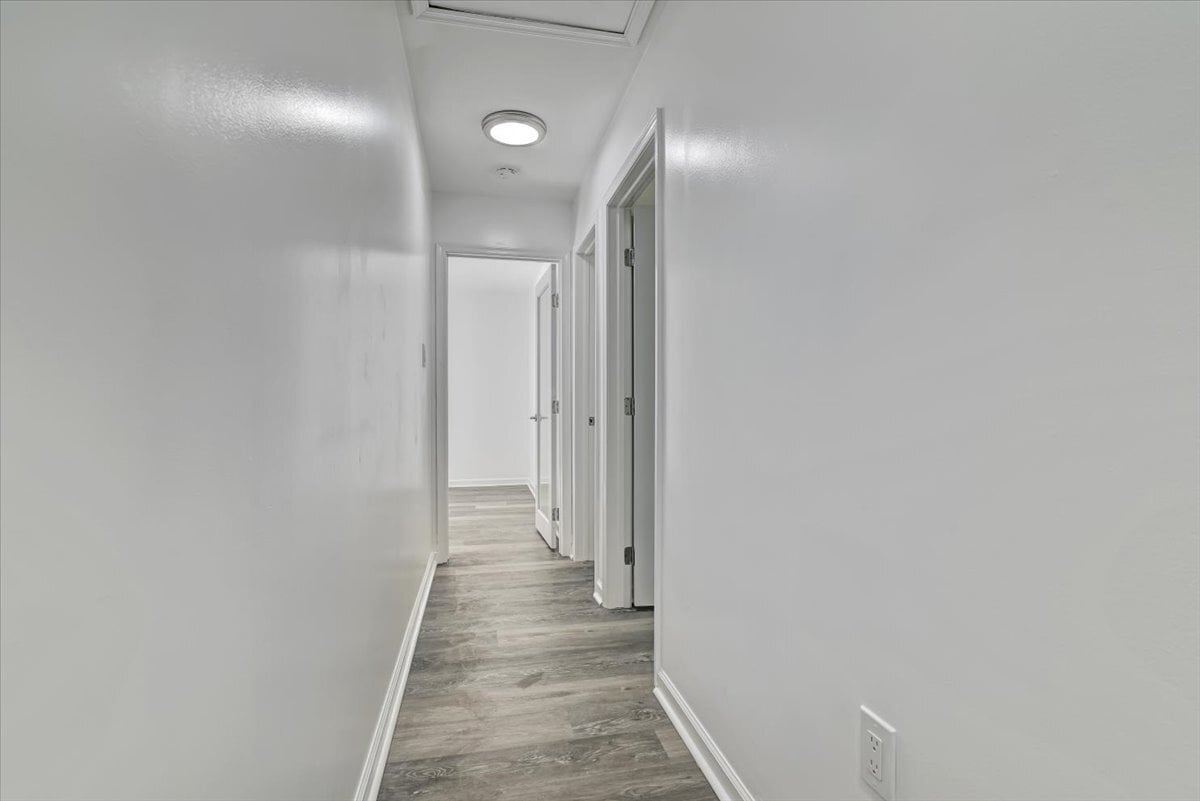 Building Photo - 198 White Pine Trl