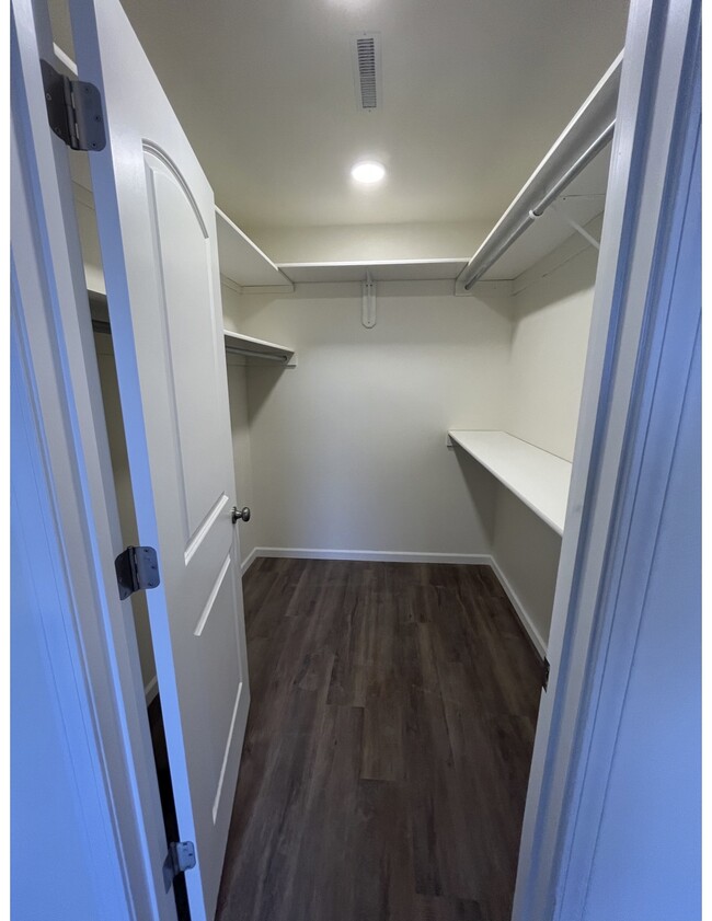 Master Closet - 301 Post Oak Dr