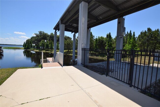 Building Photo - 5055 Hatchineha Ct