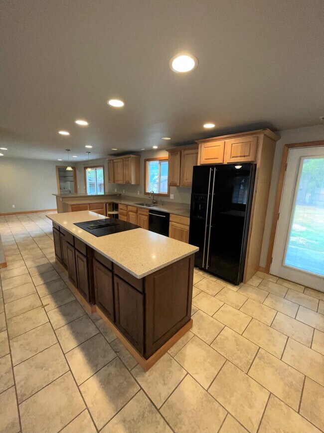 Building Photo - 13304 209th Ave SE