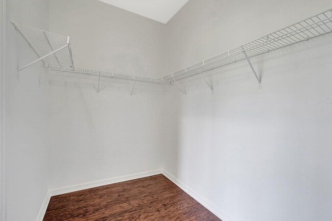 Building Photo - 972 NE 193rd Terrace