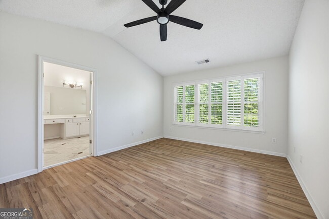 Building Photo - 2599 Alvecot Cir SE