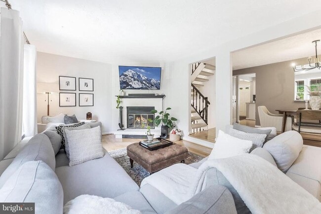 Building Photo - 2903 Bridgehampton Ct